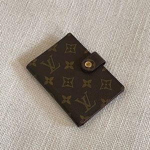 Authentic Louis Vuitton Unisex Wallet or Cover